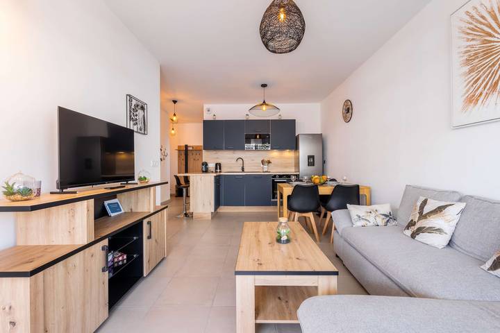 Gîte pour 4 personnes, avec balcon/terrasse, adapté aux familles dans Casino de Valras Plage