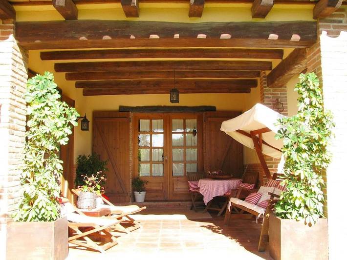 Casa rural para 10 personas, con Balcón y Terraza además de Jardín y Piscina en Vandellós y Hospitalet del Infante - 2
