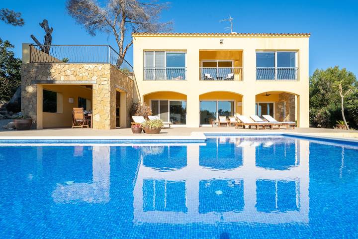Ferienhaus für 7 Personen, mit Kinderpool und Garten in Tarragona - 2