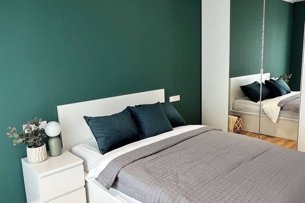 Ganze Wohnung, Moderne Studio Apartments direkt am Bahnhof Bietigheim-Bissingen in Bietigheim-Bissingen, Kraichgau