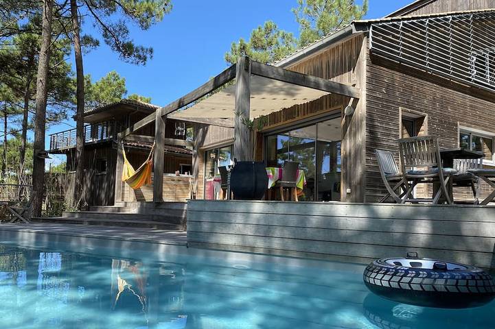 Maison de vacances pour 10 personnes, avec jardin et terrasse dans Carcans Plage