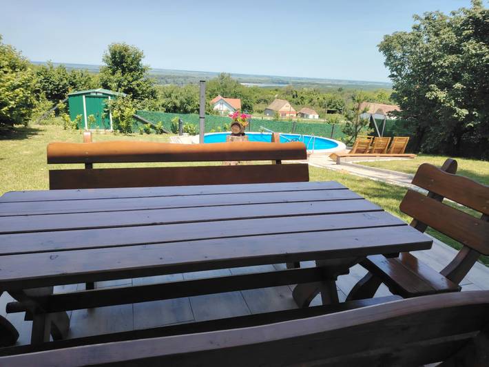 Ferienhaus für 6 Personen, mit Garten und Pool