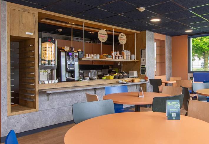 Hôtel pour 2 personnes, avec terrasse à Déols - 4