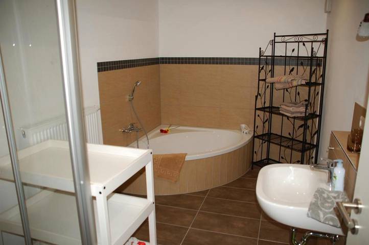 Ferienwohnung für 9 Personen, mit Terrasse in Jagsthausen - 4