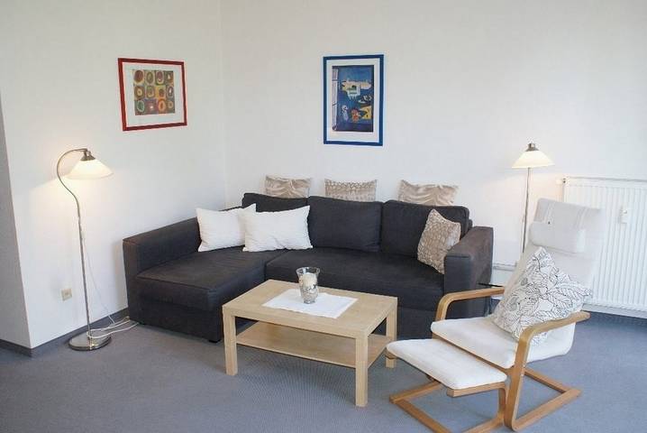 Ferienwohnung für 4 Personen, mit Balkon und Terrasse in Hohen Wieschendorf - 2