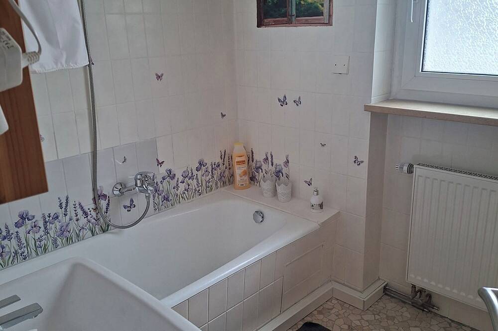 Ganze Wohnung, Urlaub im Fichtelgebirge in Bad Berneck im Fichtelgebirge, Frankenalb