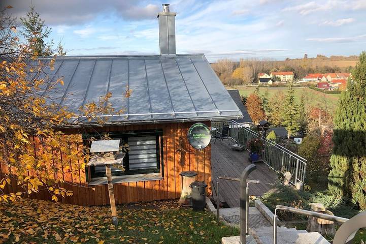 Bungalow für 2 Personen, mit Garten