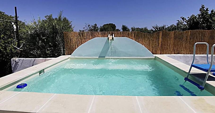 Ferienhaus für 4 Personen, mit Whirlpool und Terrasse sowie Garten und Pool in Casarano