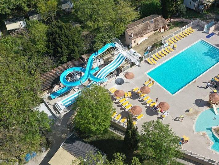 Camping pour 5 personnes, avec bassin pour enfant