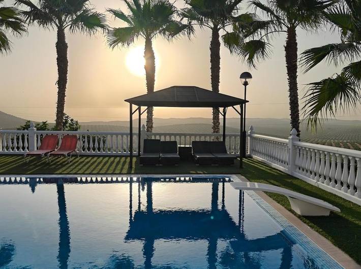 Casa de vacaciones para 12 personas, con piscina además de vistas y jardín en Sierra Sur Jaen - 3