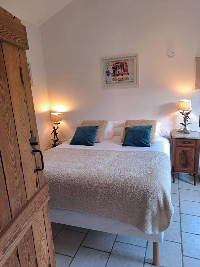 Chambres d hotes near Mâcon with secure Parking in Grièges, Région de Bourg-en-Bresse