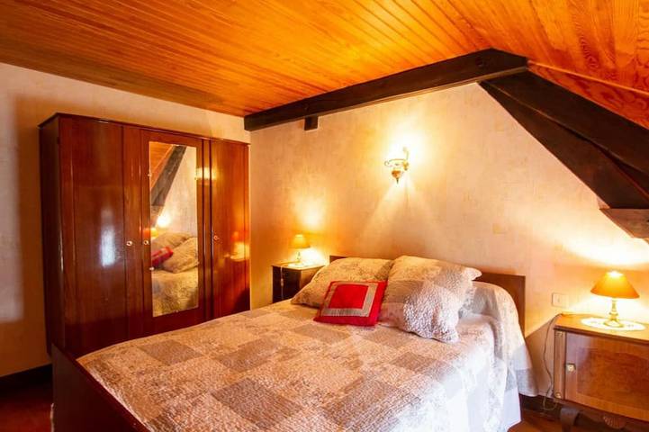 Gîte pour 8 personnes, avec terrasse et jardin à Doissat - 2