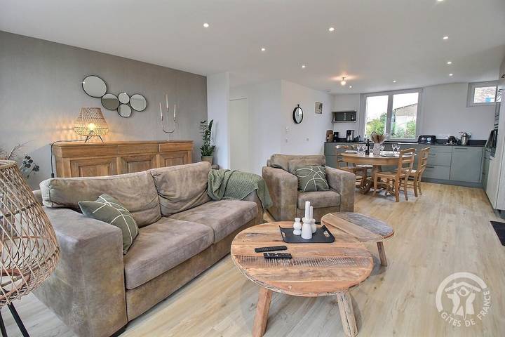 Gîte pour 4 personnes, avec jardin à Erquy