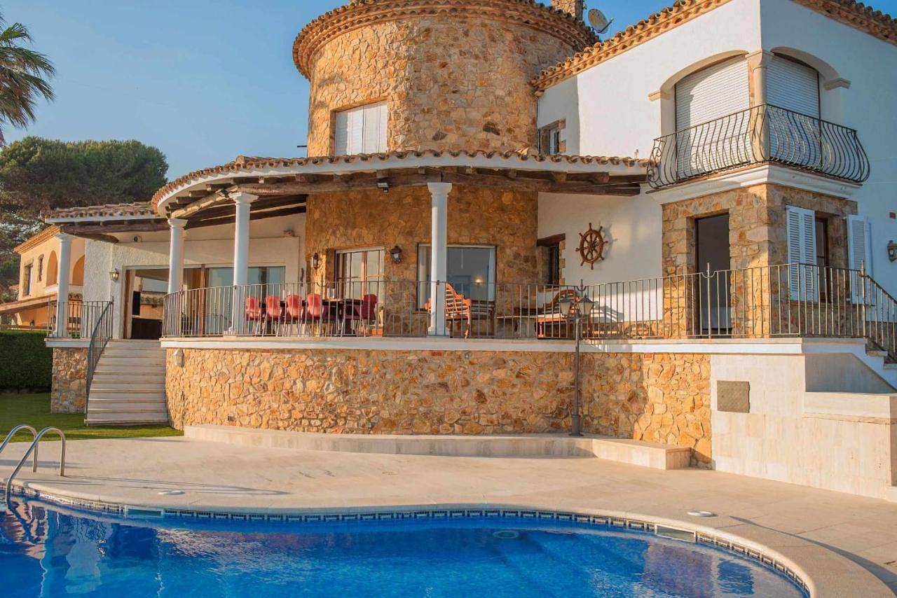Villa with Sea View in Sant Feliu de Guíxols, Costa Brava
