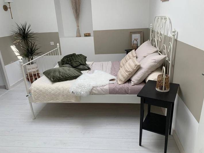 Gîte pour 5 personnes, avec vue et terrasse, animaux acceptés dans Reventin-Vaugris - 3