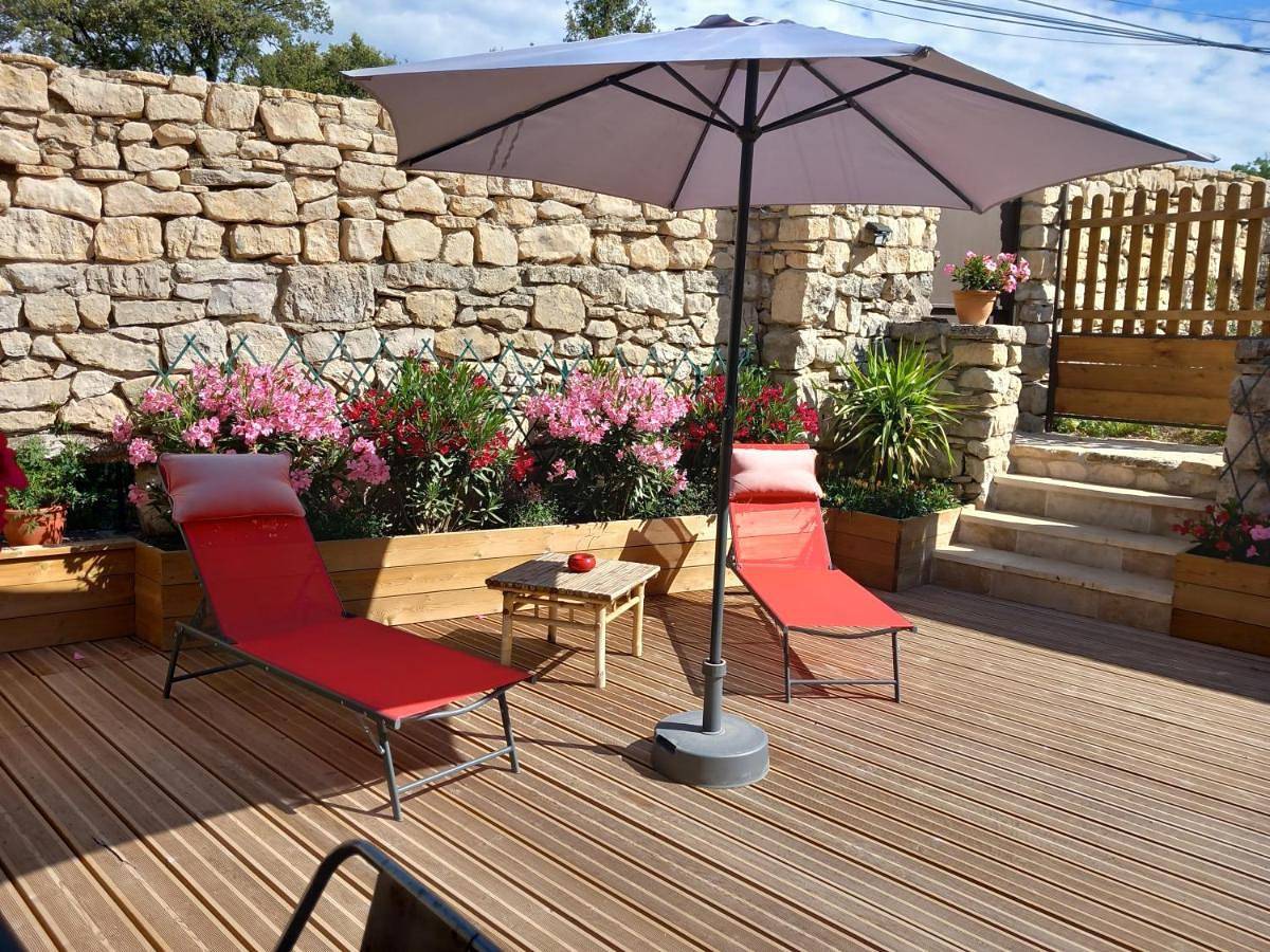 Double Room with Terrace in Murs, Parc naturel régional du Luberon