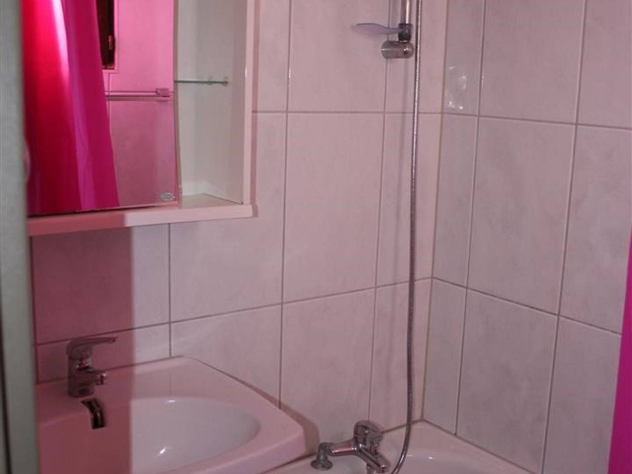 Appartement entier, Charmant T2 Cabine avec terrasse et piscine à Port Barcarès in Le Barcarès, Côte d'Améthyste
