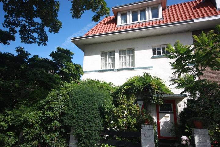 B&b voor 2 personen, met Terras en Tuin in Den Haag