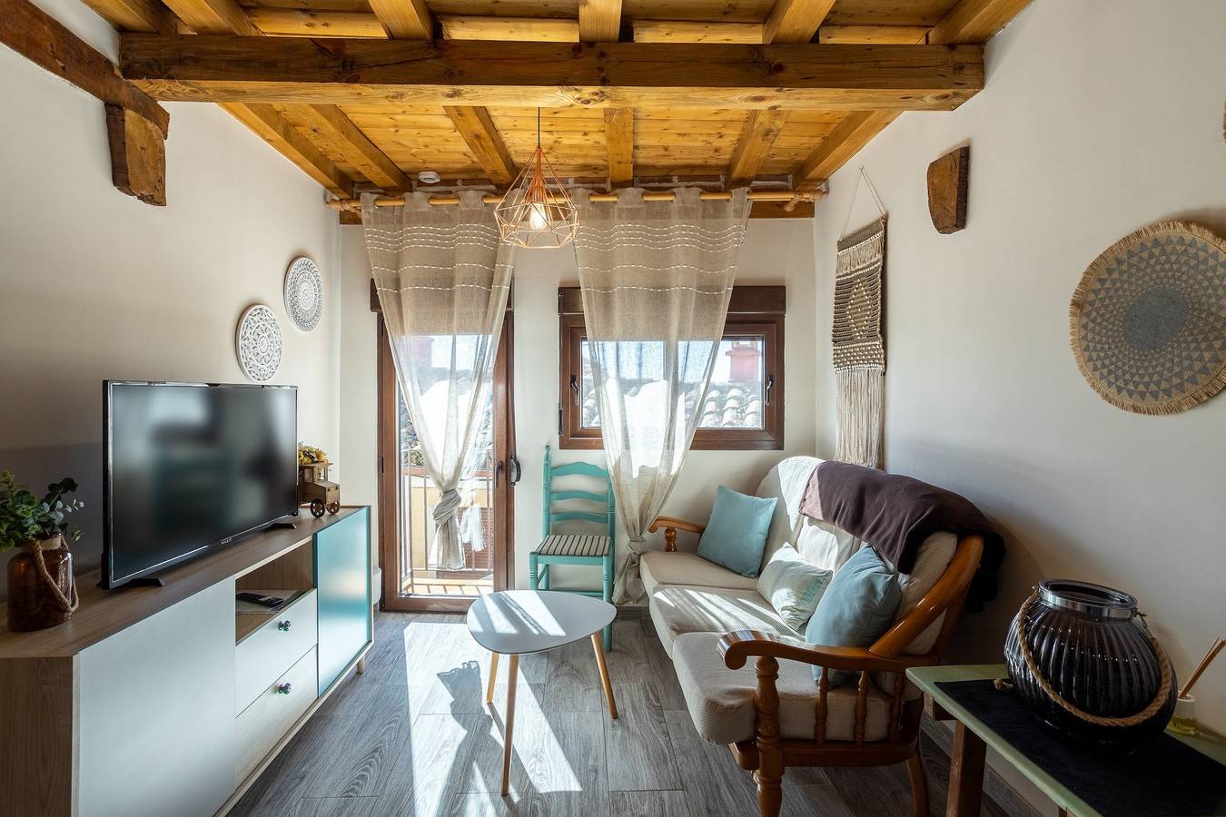Ferienhaus 'La Casita Del Portal' mit Bergblick, Wlan und Klimaanlage in Pedro Bernardo, Valle del Tiétar
