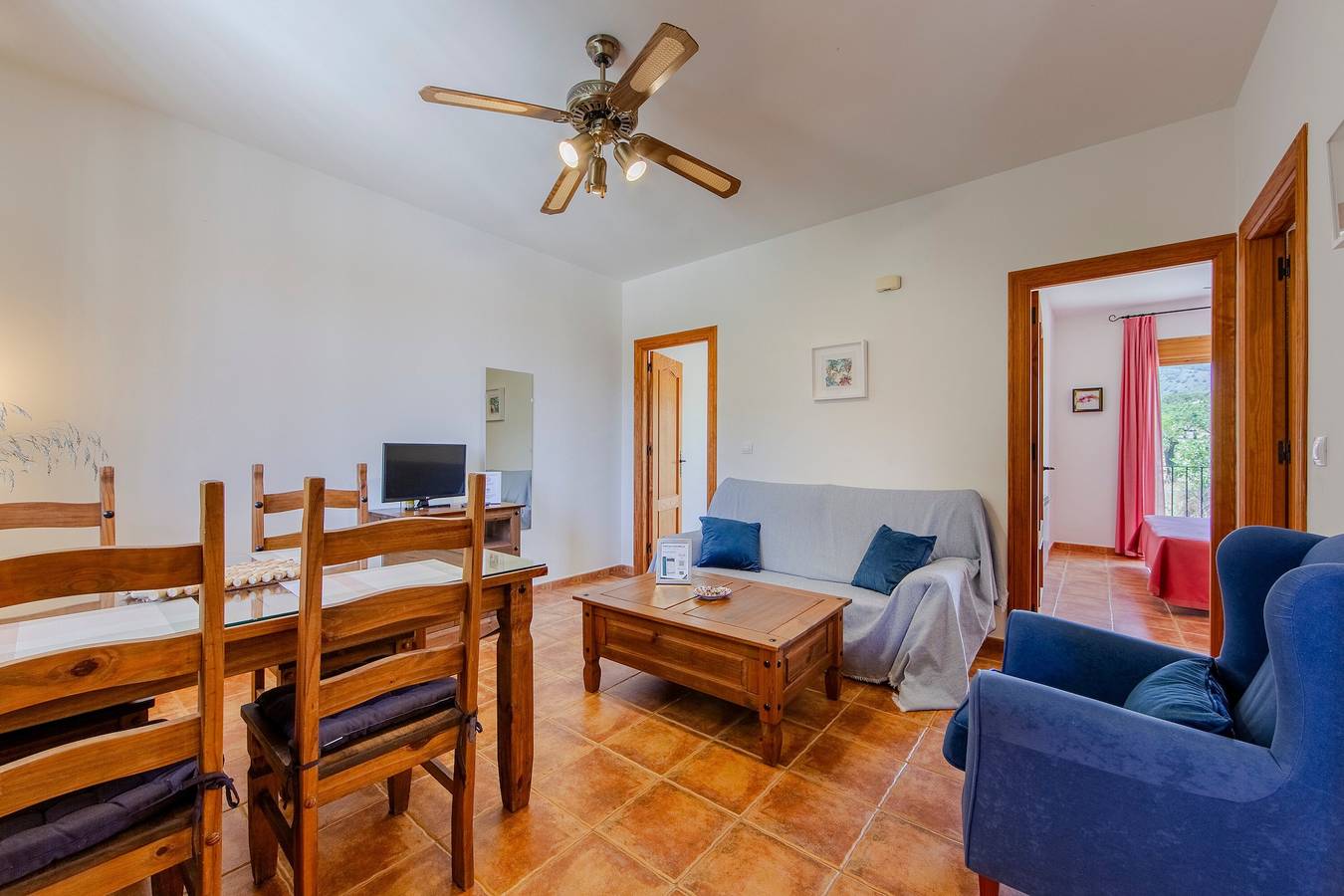 Apartamento entero, Apartamento 'Apartamento Membrillo' con vistas a la montaña, Wi-Fi y aire acondicionado in Vélez-Rubio, Provincia de Almería