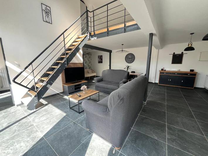 Gîte pour 6 personnes, avec terrasse et jardin à Chauny