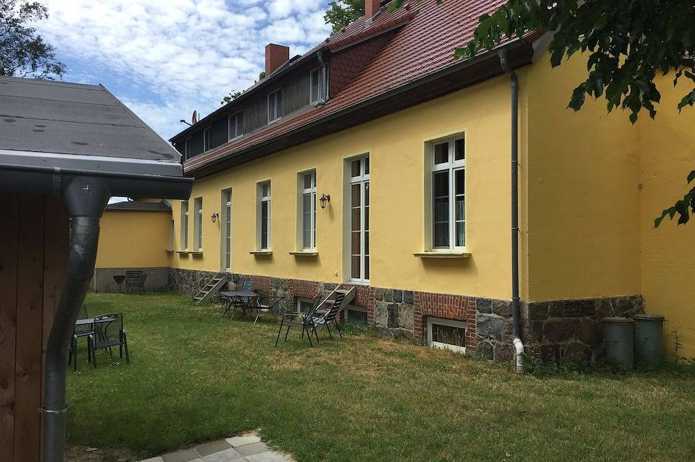 Ganze Wohnung, Muschelwohnung im Meerzauber de Haus, 1,3 km bis zum Strand in Altenkirchen, Rügen