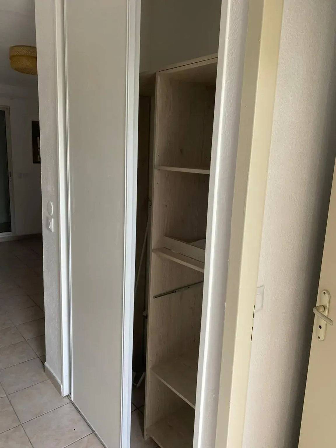 Estudio entero, Estudio moderno junto a la playa en Les Abymes - 24 m² in Les Abymes, Guadalupe