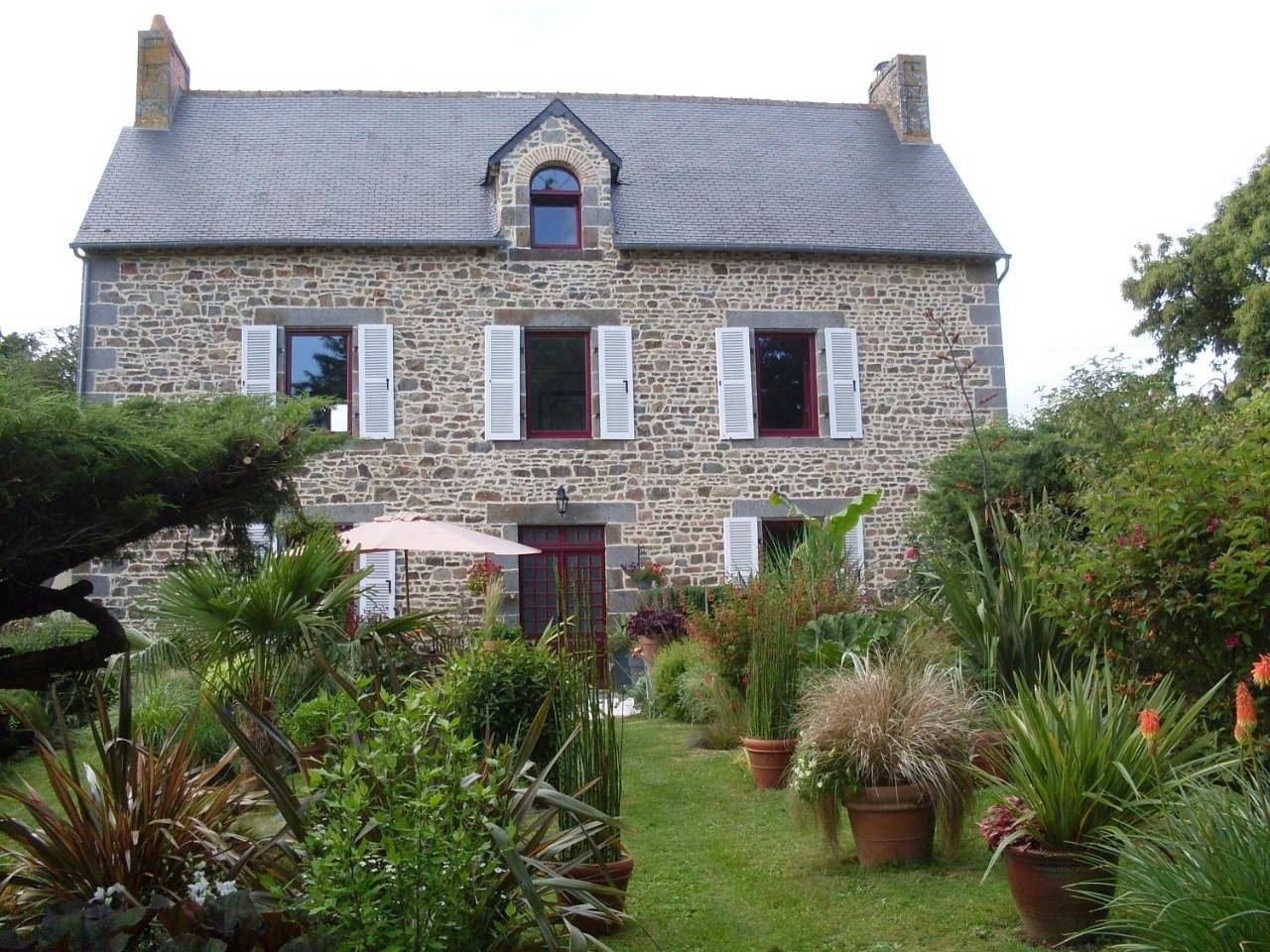 Superior Quadruple Room in Dingé, Région de Rennes