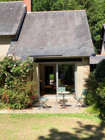 Gîte pour 2 personnes, avec balcon ainsi que jardin et vue à Missillac