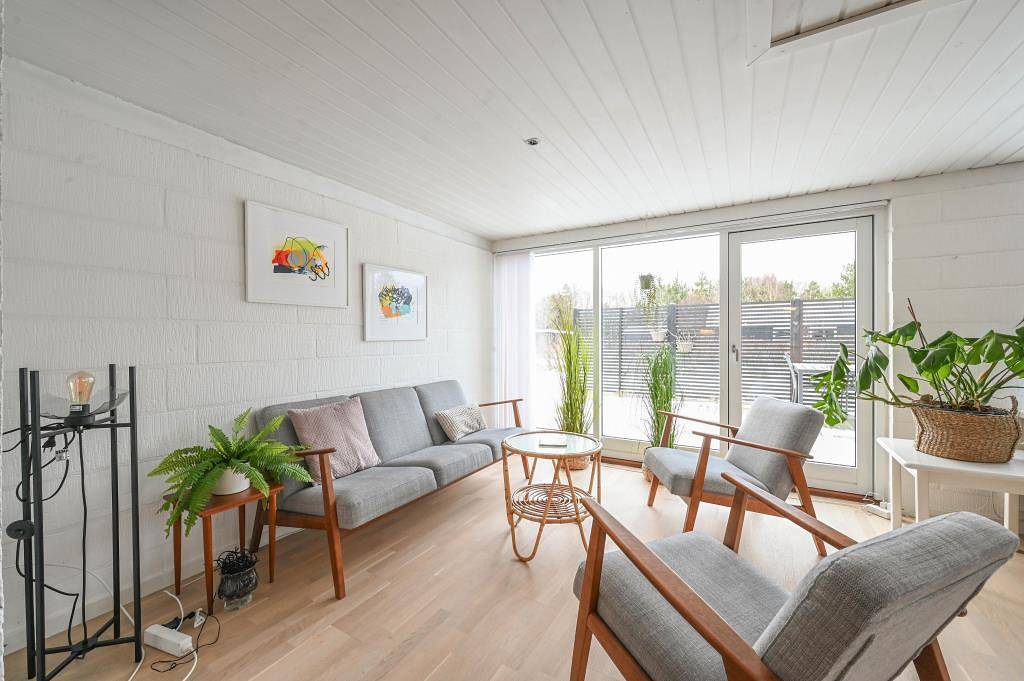 Gemütliches Ferienhaus in heller und ruhiger Umgebung nahe dem Nissum Fjord in Nørhede Vest, Ulfborg