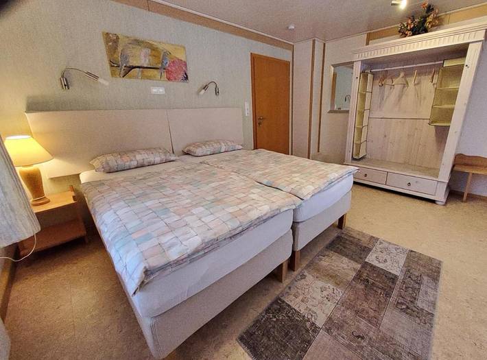 Ferienwohnung für 3 Personen, mit Terrasse und Garten sowie Ausblick in Lichtenberg (Oberfranken) - 4