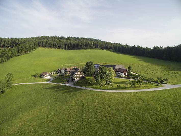 Ferienhaus für 7 Personen, mit Balkon und Garten sowie Sauna und Ausblick