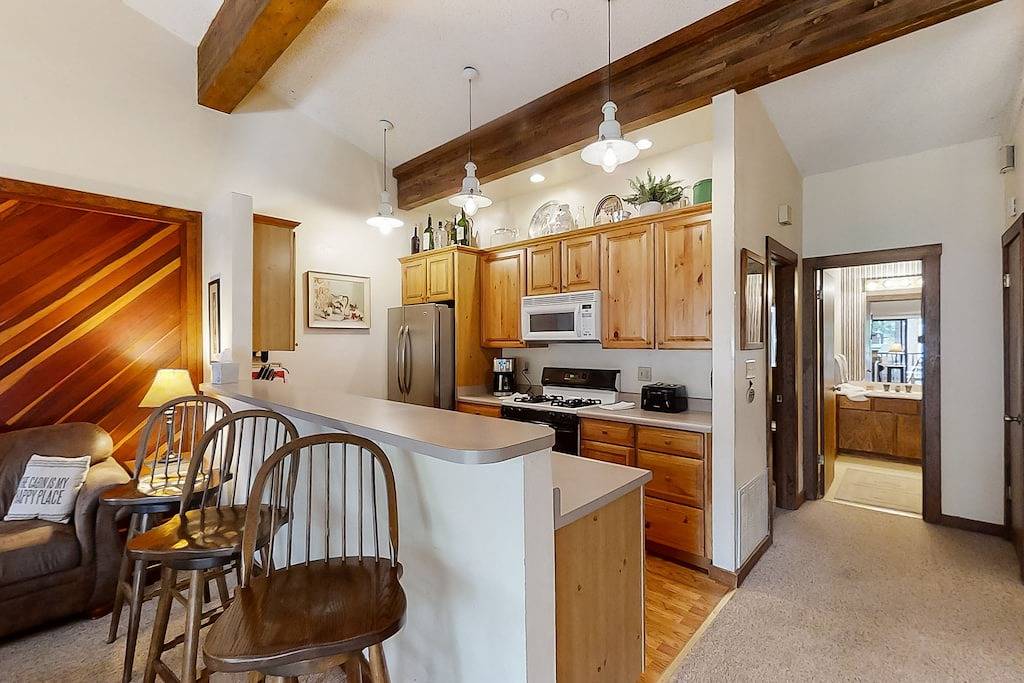 Vacation Apartment for 8 Guests in Zephyr Cove-Round Hill Village, Lake Tahoe