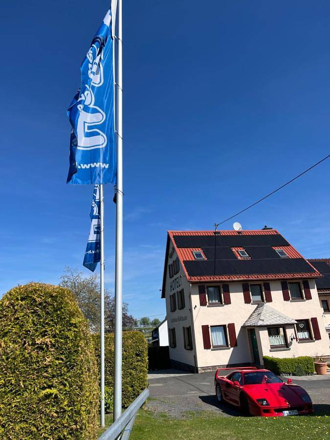Hotel für 2 Personen, mit Garten und Ausblick am Nürburgring - 2