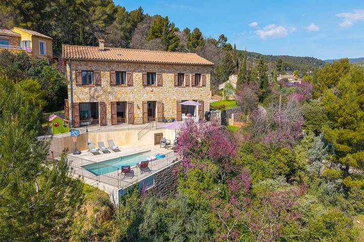 Chalet para 10 personas, con piscina, Familias con niños - 1