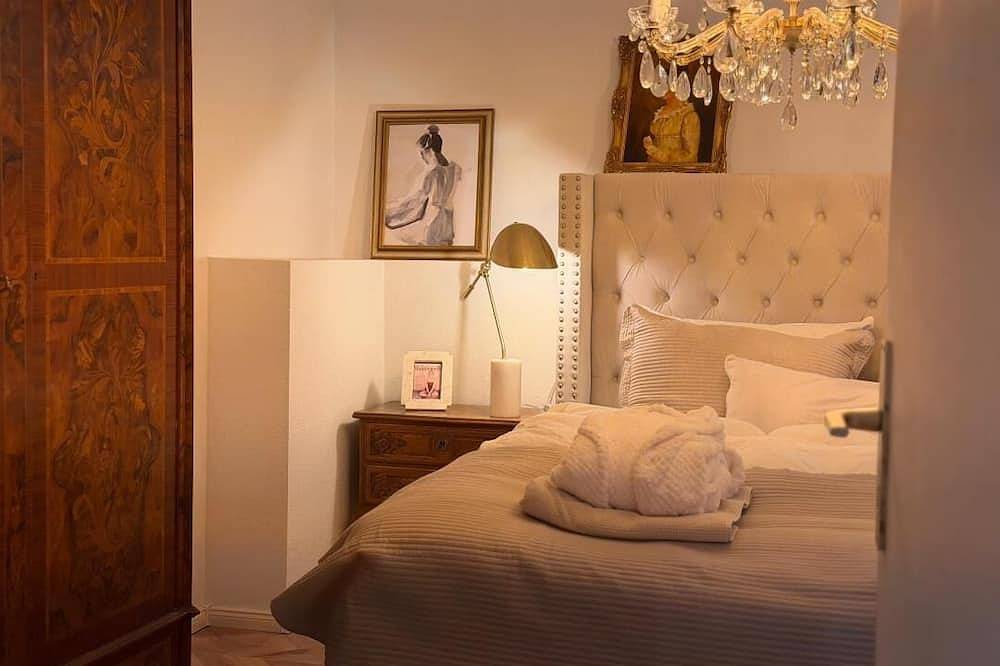 Ganze Wohnung, Neu! Marquette französisches Wohnen Eg in Bad Laasphe, Kreis Siegen-Wittgenstein