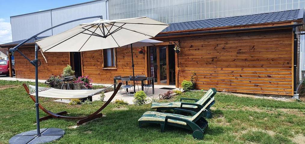 Gîte pour 6 personnes, avec piscine et jardin, animaux acceptés à Lannemezan