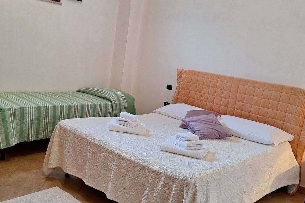 Ganze Wohnung, Manna Hof in Irgoli, Barbagia