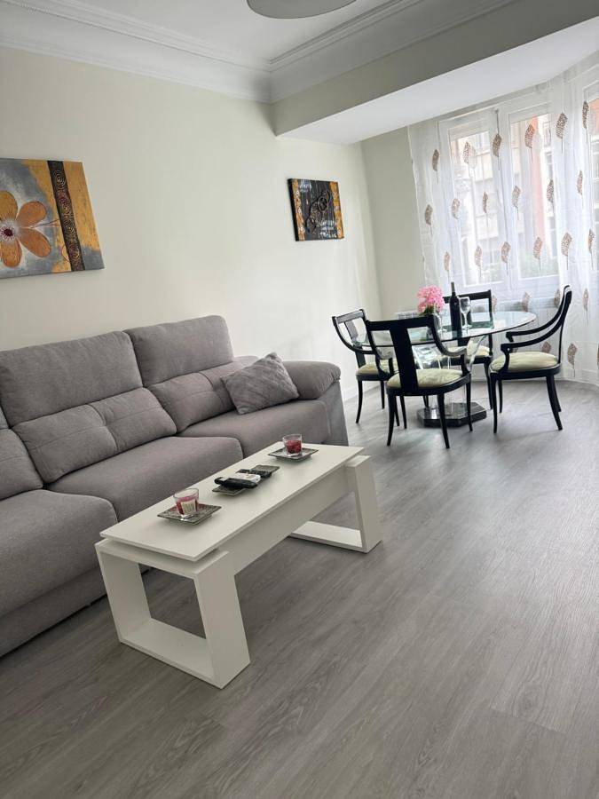 Apartamento entero, Logroño Centro A Estrenar Wifi Impecable in Logroño, Provincia de La Rioja