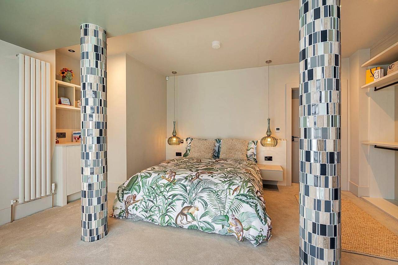 Entire apartment, One-Bedroom Apartment in Newcastle (County Down), County Down