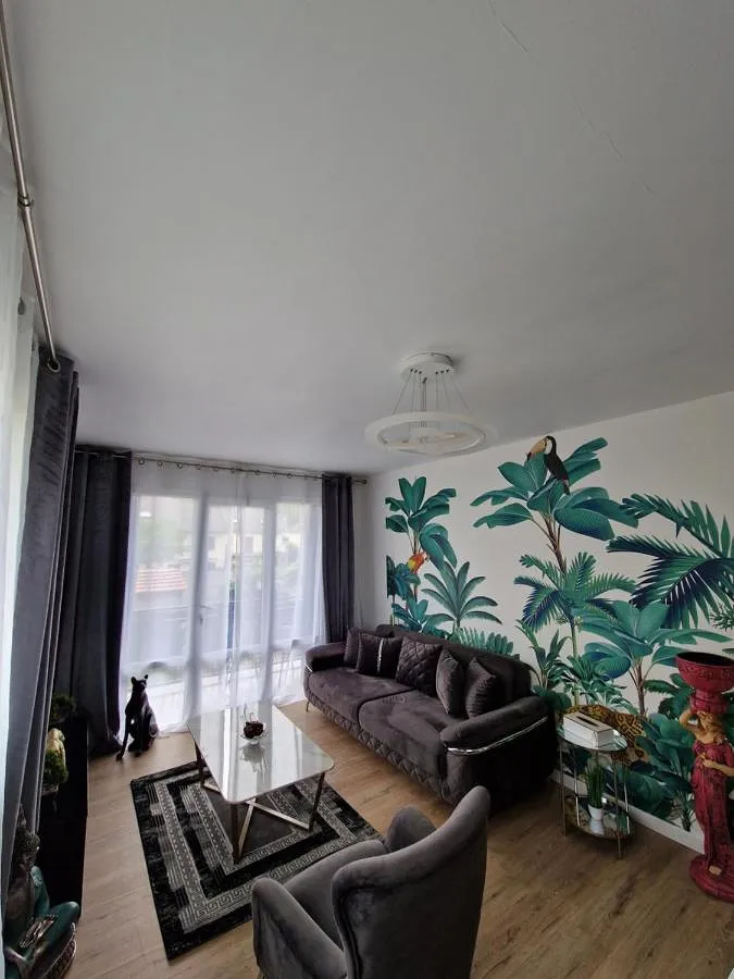 Chalet para 20 personas, con sauna además de jardín y vistas - 1