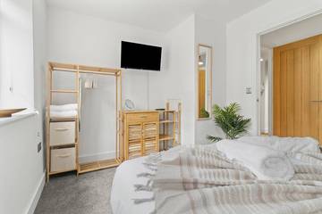 Apartment for 4 People in Worcester, Worcestershire, Photo 1