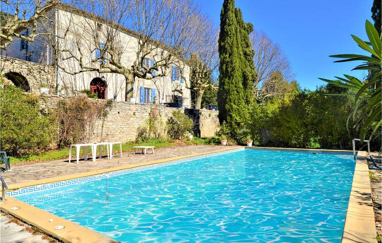 Gîte pour 7 personnes, avec piscine et jardin à Saint-Hippolyte-du-Fort