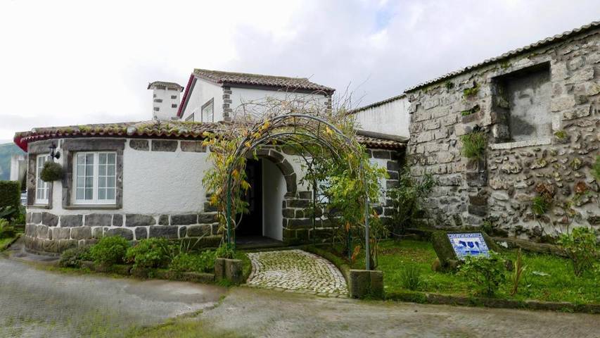 Location de vacances pour 6 personnes, avec Balcon et Terrasse ainsi que Jardin et Vue à Povoação - 4