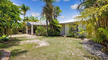 Holiday Home for 6 People in Rainbow Beach, Queensland, Photo 3