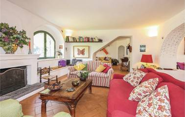 Casa Vacanza per 12 Persone in Pratella, Provincia di Caserta, Foto 4