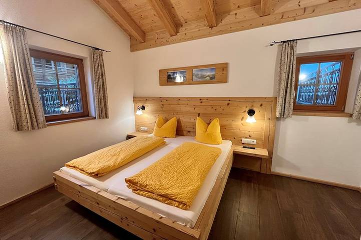 Chalet für 8 Personen, mit Balkon und Sauna in Aschau im Zillertal - 2