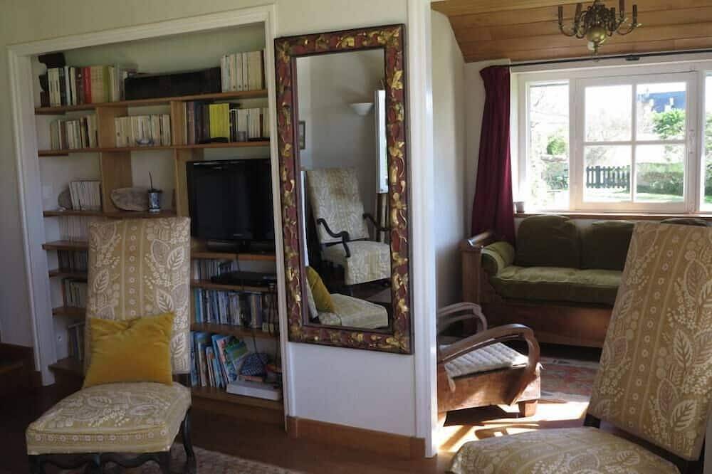 Maison et jardin île de Bréhat en Bretagne, équipée, confortable en toute saison in Île-de-Bréhat, Côte de Goëlo