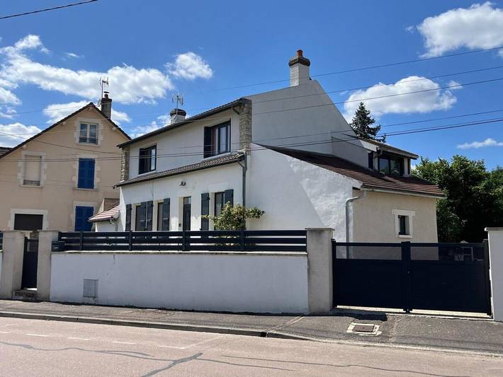 Location de vacances pour 8 personnes, avec jardin à Avallon - 2