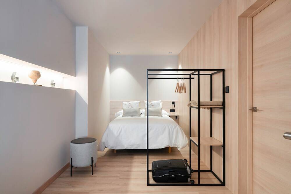 Entire apartment, Apartment 'Apartamentos Ca Gracia Bocairent 1' with Wi-Fi and Air Conditioning in Bocairent, Valencia Province